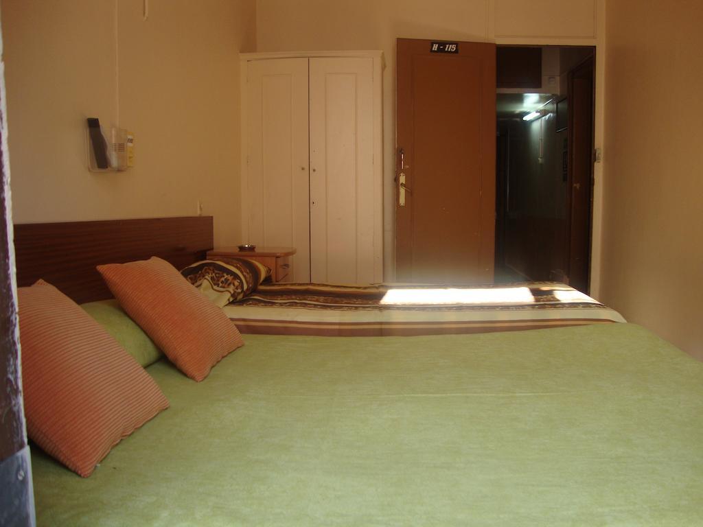 Hostel Turisol Barcelona Bilik gambar
