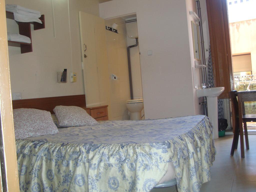 Hostel Turisol Barcelona Bilik gambar