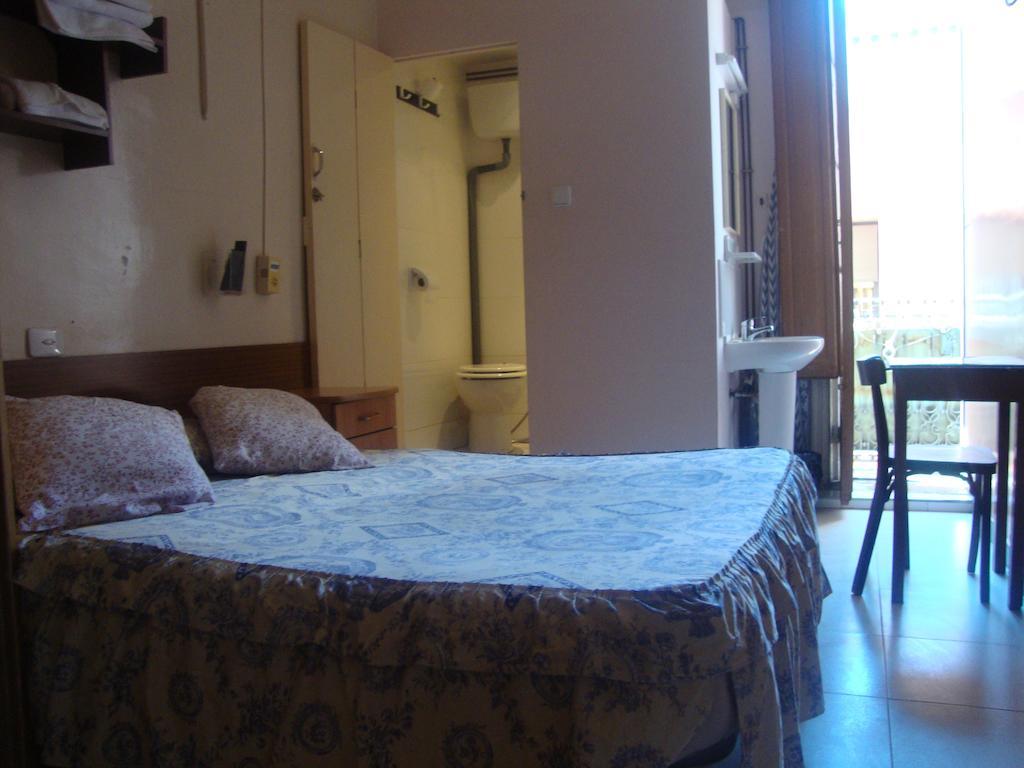 Hostel Turisol Barcelona Bilik gambar