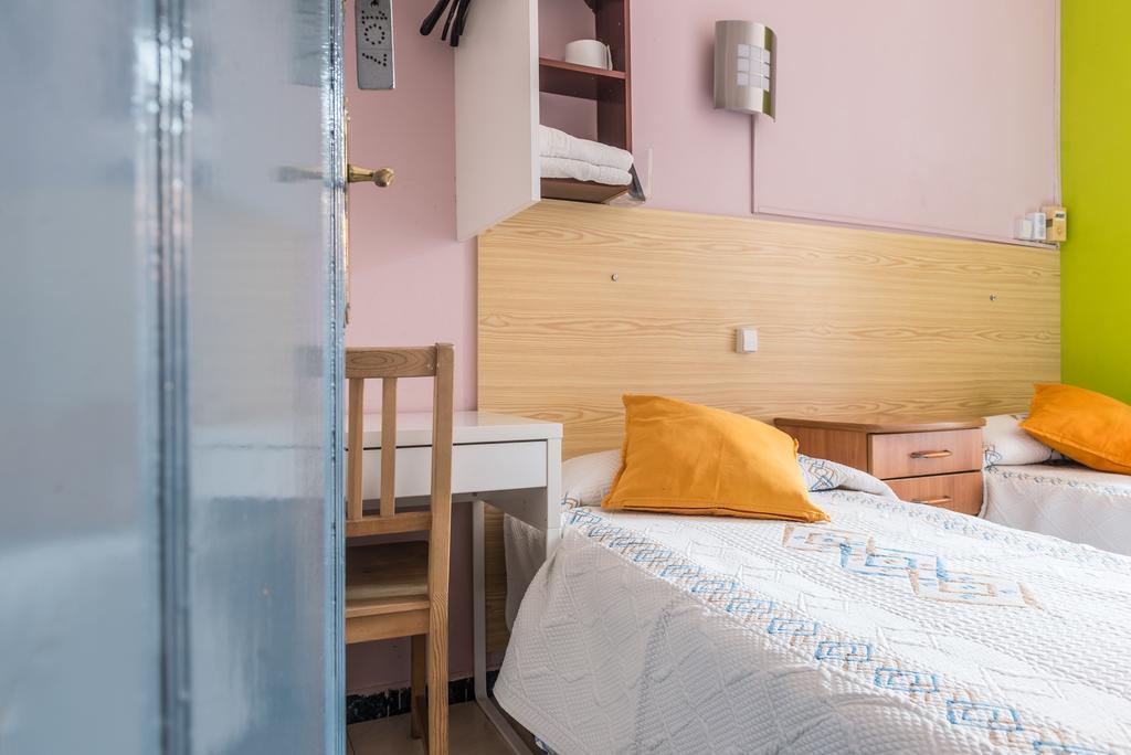 Hostel Turisol Barcelona Luaran gambar