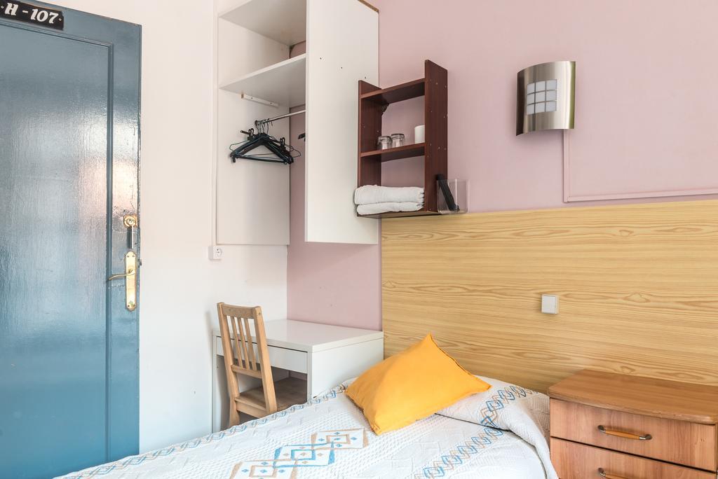 Hostel Turisol Barcelona Luaran gambar
