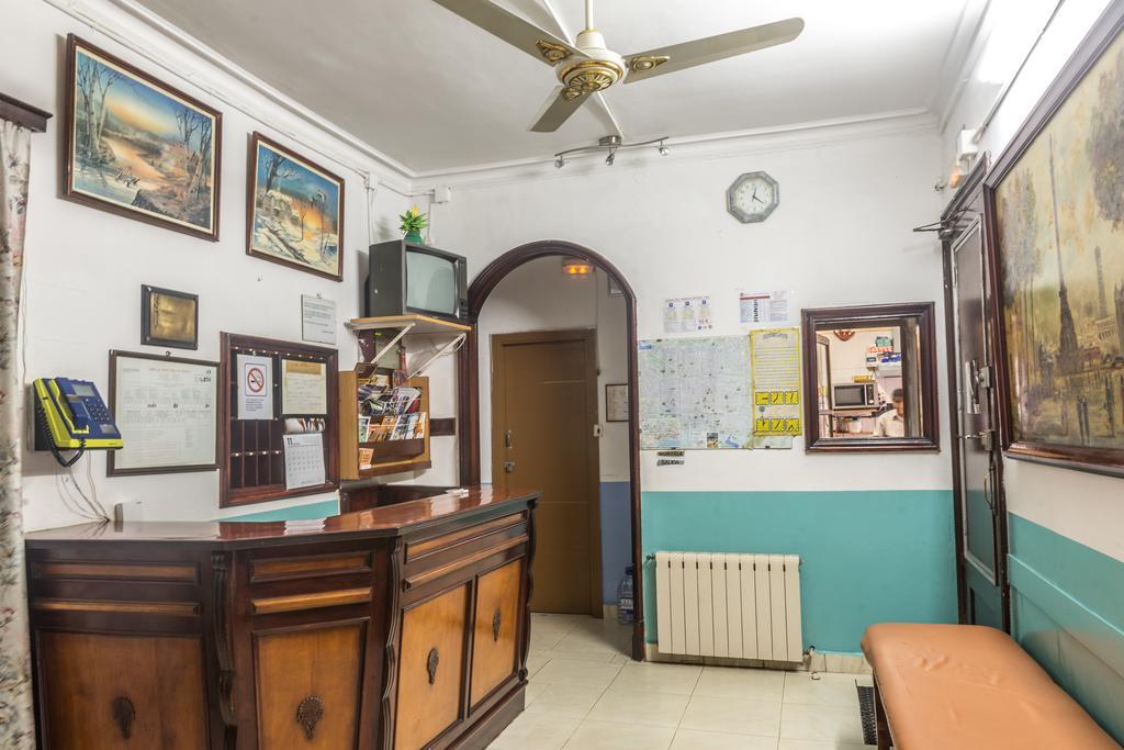 Hostel Turisol Barcelona Luaran gambar