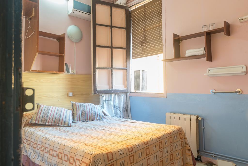Hostel Turisol Barcelona Luaran gambar